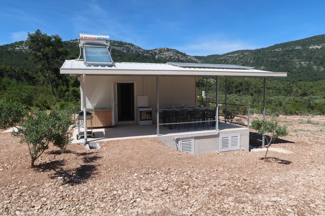 Villa Robinson Olive Tree Huts à Čara Extérieur photo