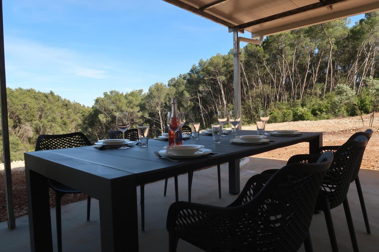 Villa Robinson Olive Tree Huts à Čara Extérieur photo